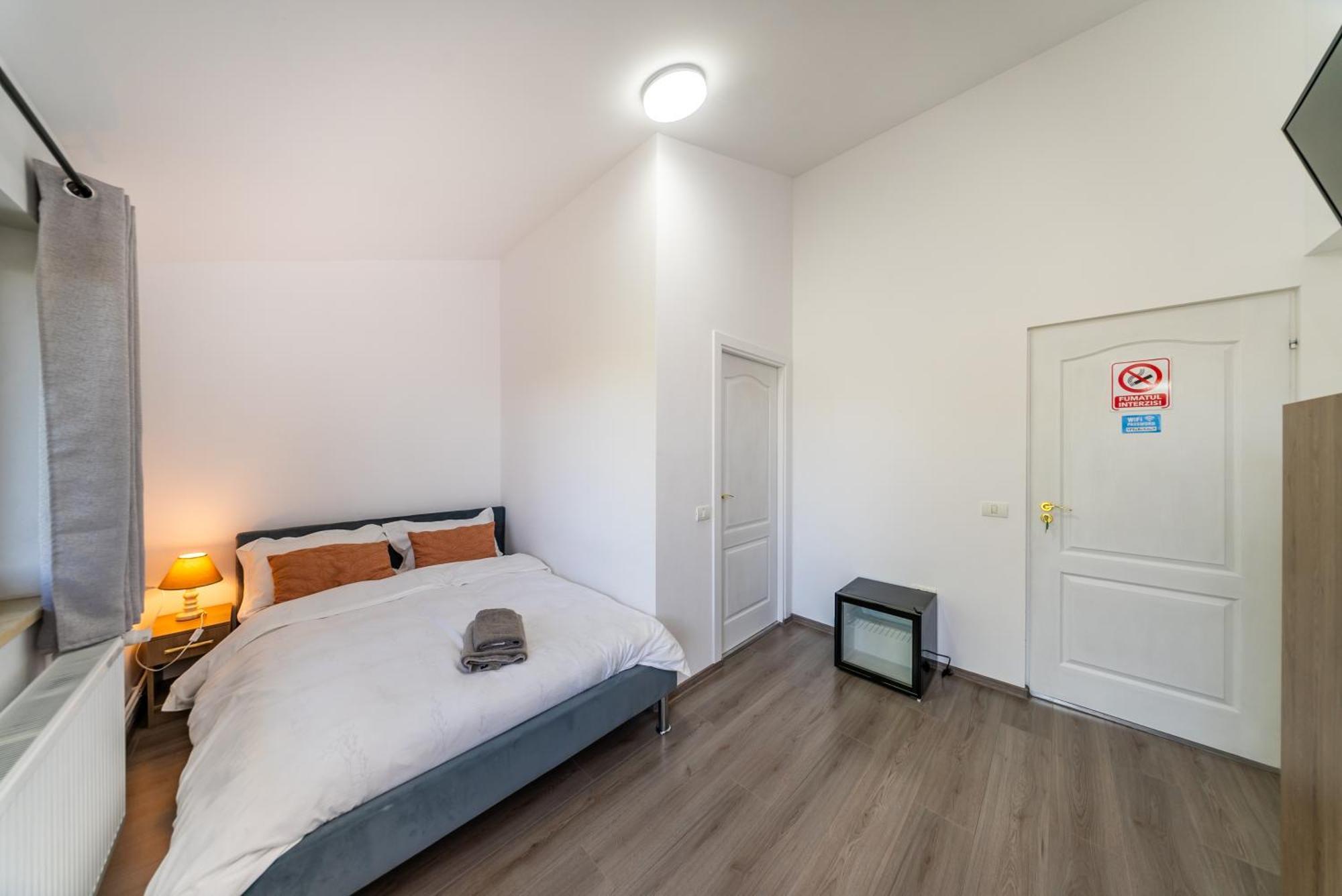 La Casa Blanca Apartment Vladimirescu ภายนอก รูปภาพ