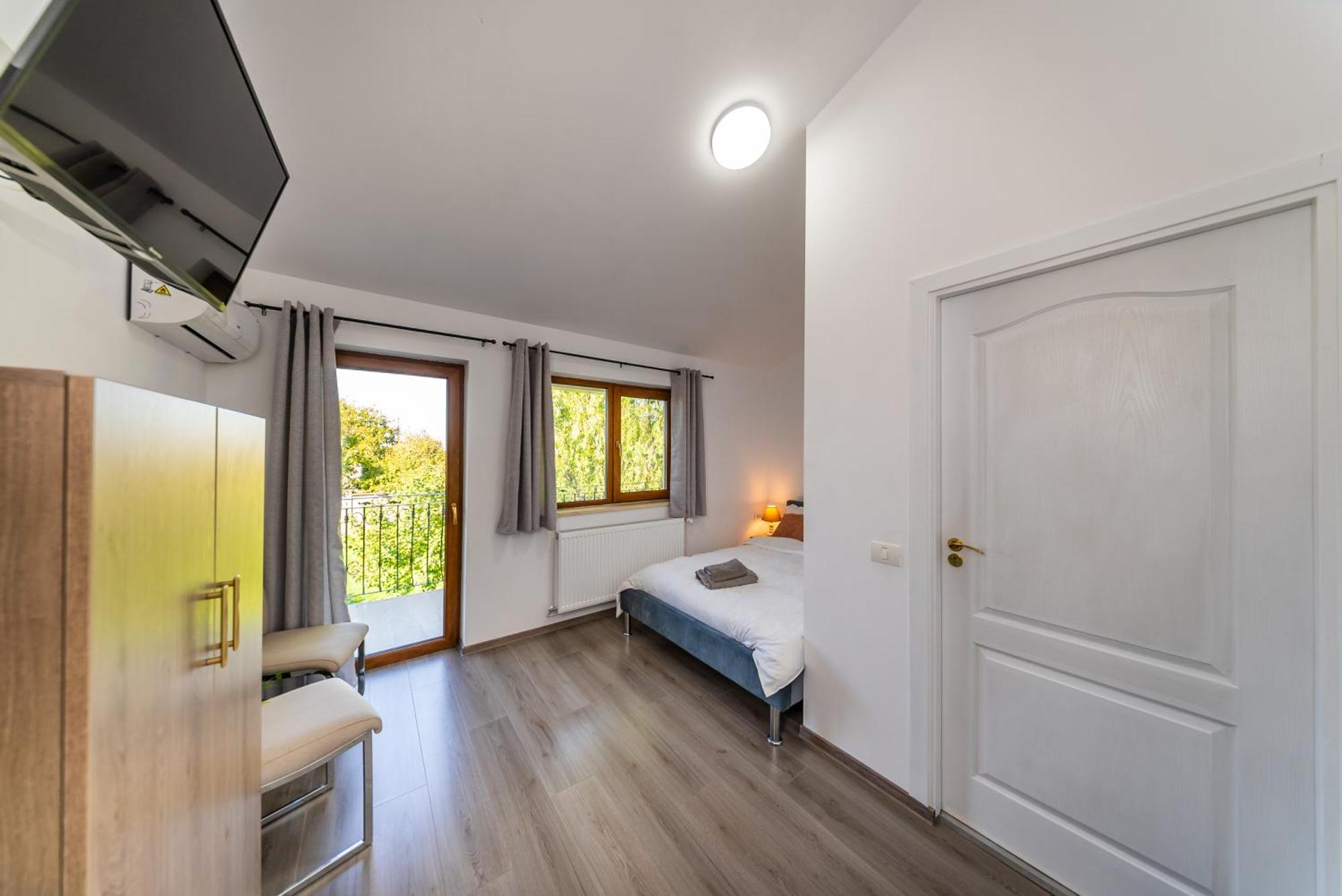 La Casa Blanca Apartment Vladimirescu ภายนอก รูปภาพ