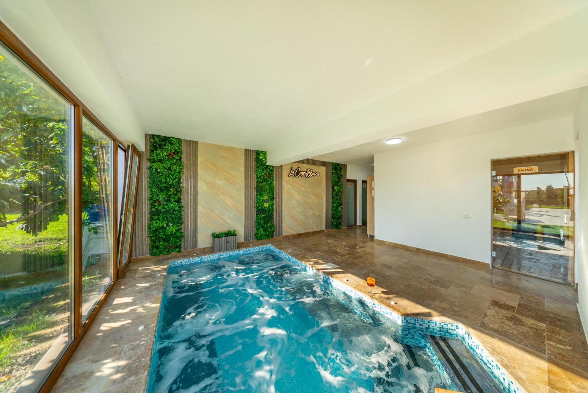 La Casa Blanca Apartment Vladimirescu ภายนอก รูปภาพ