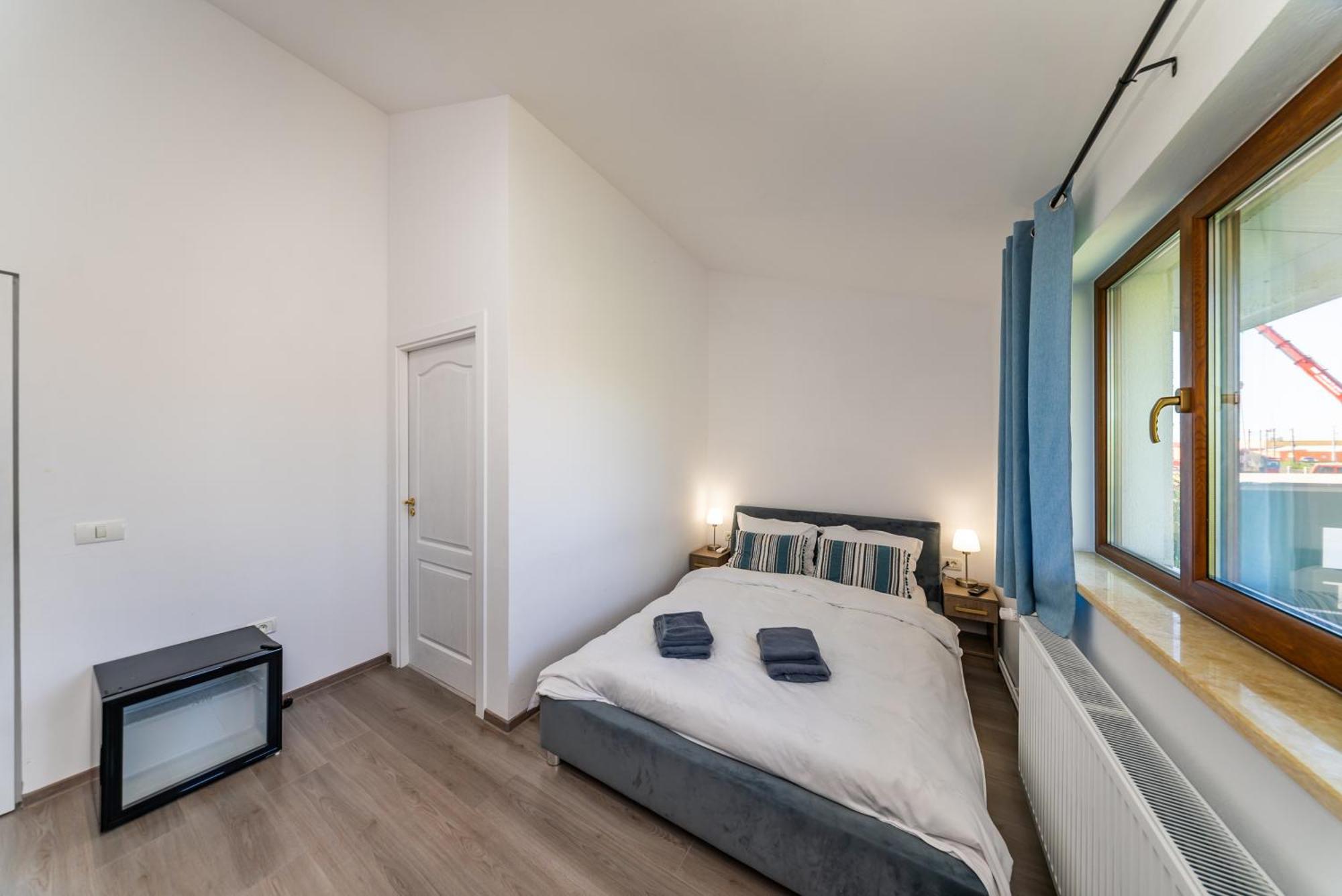 La Casa Blanca Apartment Vladimirescu ภายนอก รูปภาพ